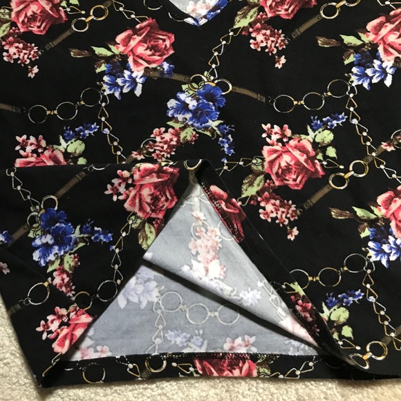 Ardene v-neck crop top - Picture 4 of 4